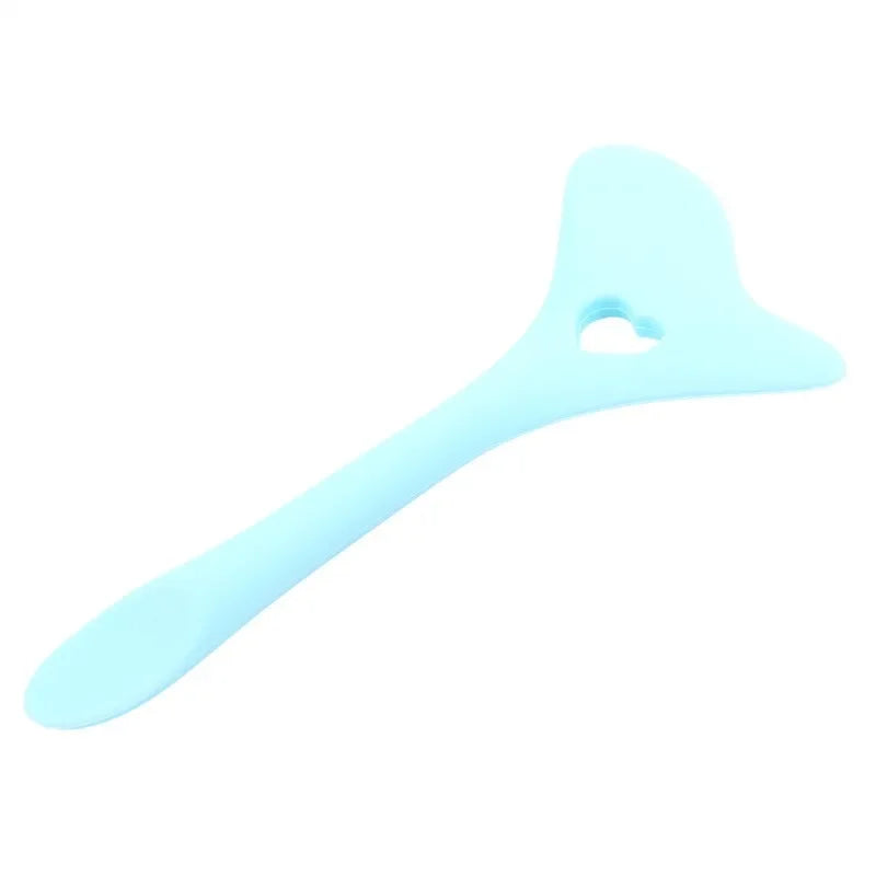 Multi-Functional Eyeliner Stencil Wing Tips Silicone Eyeliner Aid Drawing Lipstick Wearing Aid Reusable Makeup Tools